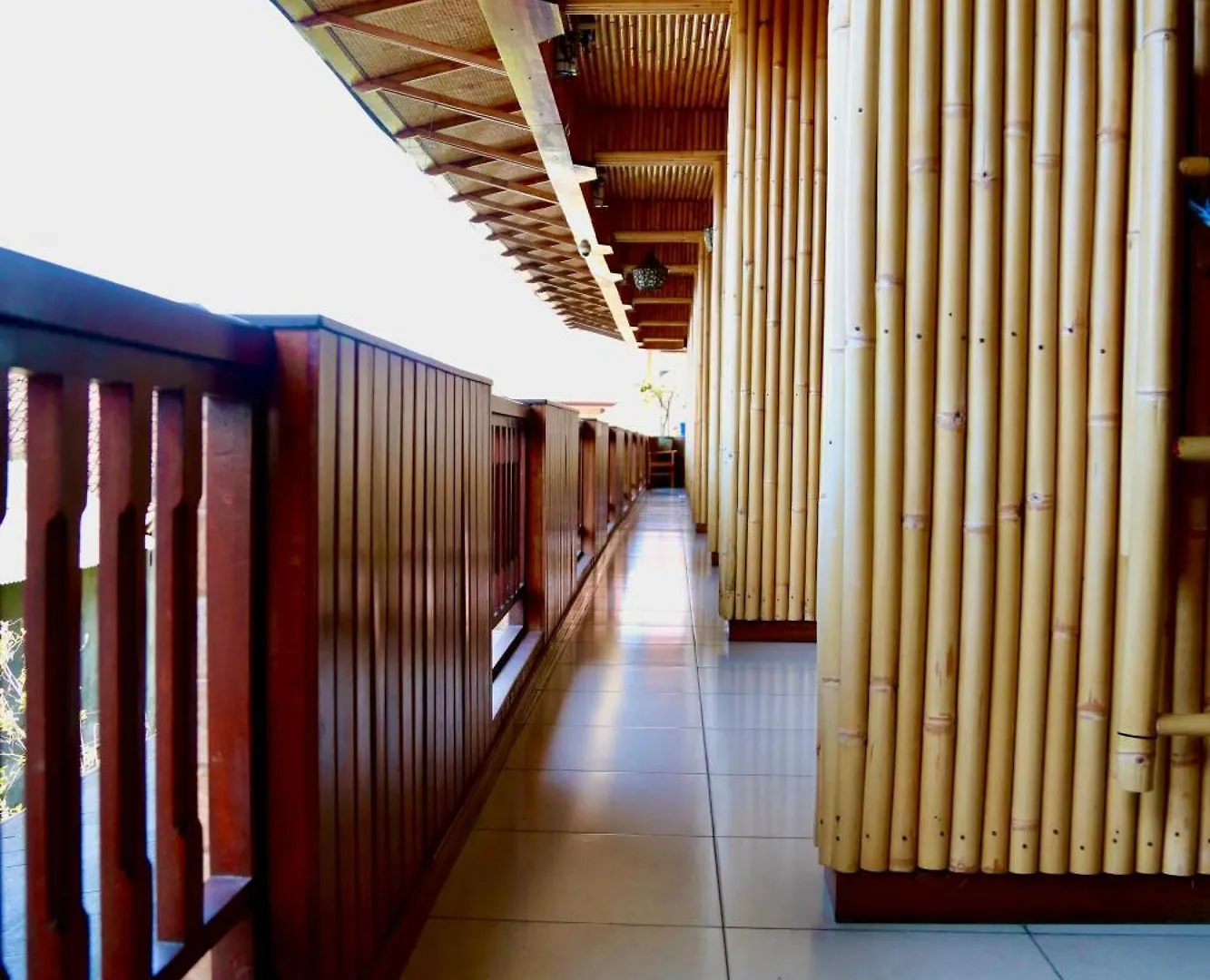 Seahouse Bali Indah Beach Inn Kuta Lombok Ξενοδοχείο